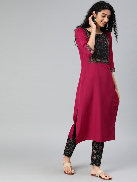 Pink Coloured Premium Crep with Round Neck 3/4 Sleeves Women Designer Casual/Daily wear Straight Cut Kurti!!