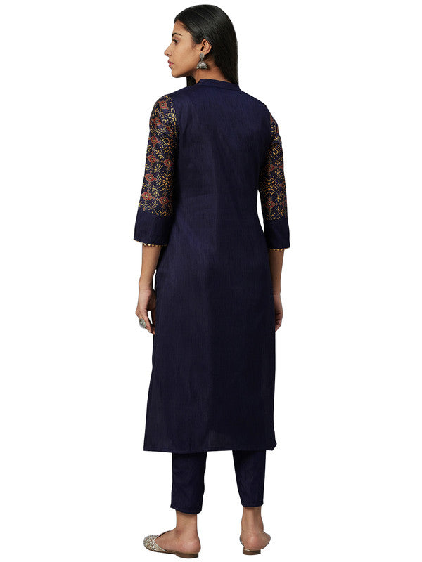 Navy Blue Coloured Poly Silk with Digital Print mandarin collar 3/4 Sleeves Side Slits Women Designer Casual/Daily wear Kurti!!