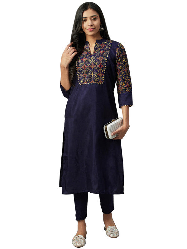 Navy Blue Coloured Poly Silk with Digital Print mandarin collar 3/4 Sleeves Side Slits Women Designer Casual/Daily wear Kurti!!